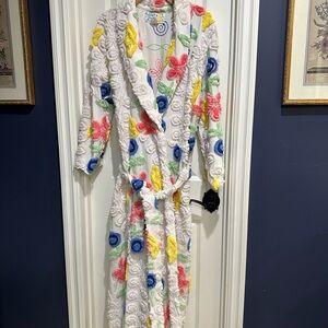Vintage Chenille Robe “Wedding “Cake” by Canyon Group